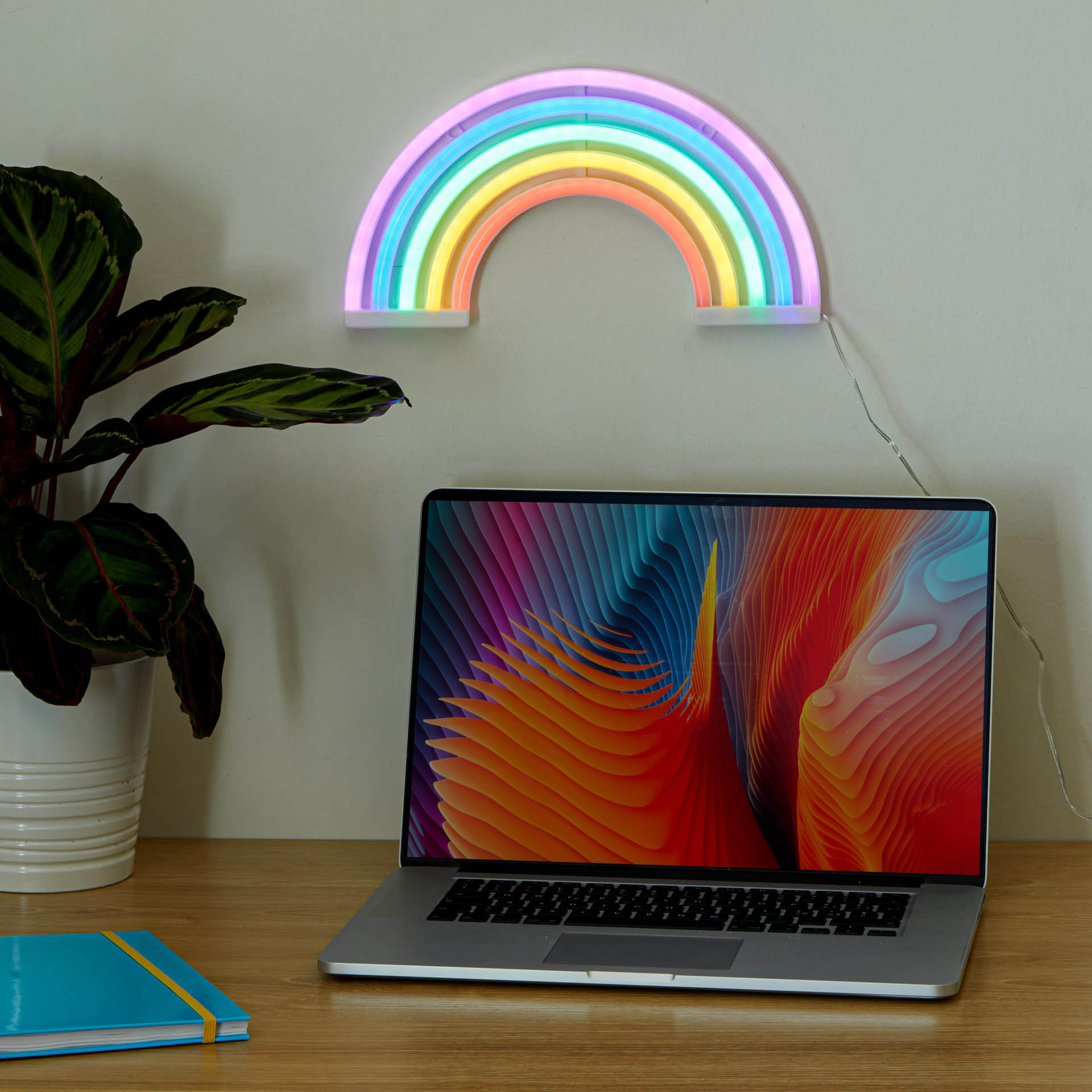 Lampada con base a neon a forma di arcobaleno con LED.